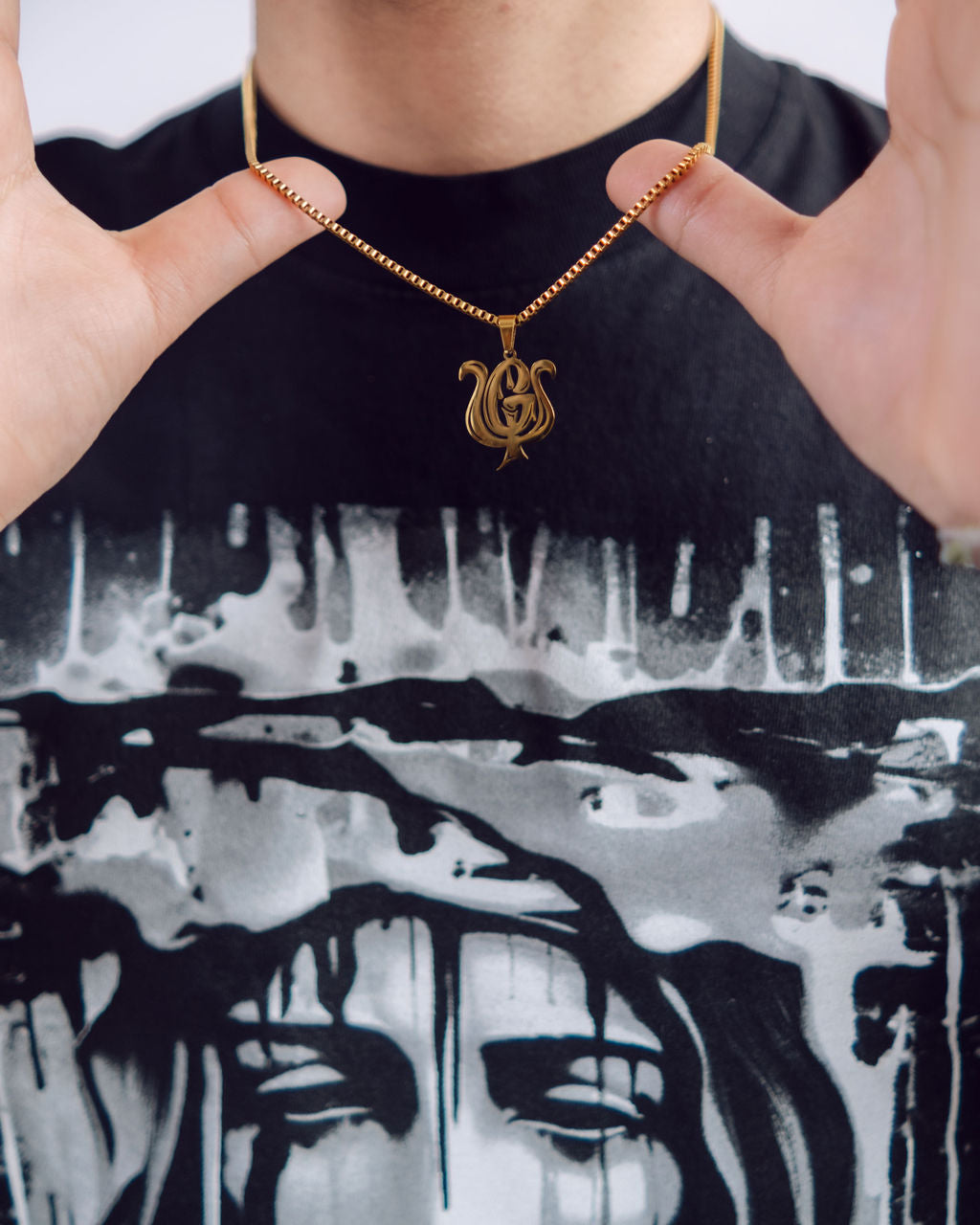 OUR CREATOR NECKLACE (GOLD)